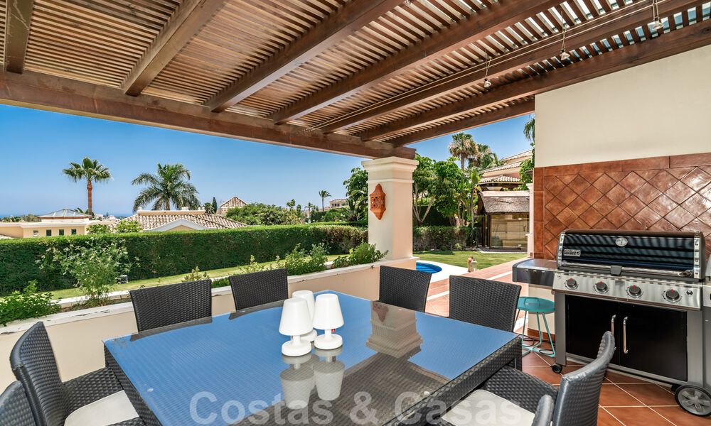 Spacious luxury villa for sale, in Andalusian style situated on a high position in Nueva Andalucia, Marbella 45145