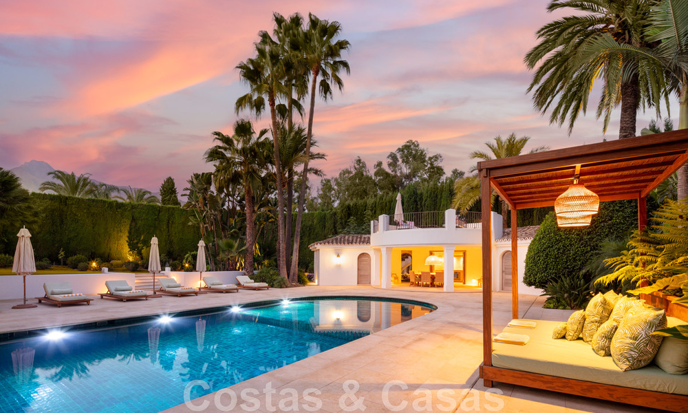 Boutique style villa for sale, a stone's throw from the beach on Marbella's coveted Golden Mile 45750