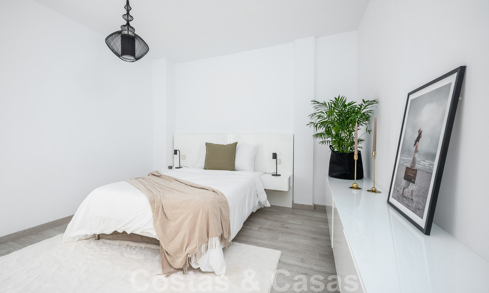 Mediterranean luxury villa for sale with 5 bedrooms in prestigious golf surroundings in Nueva Andalucia's valley, Marbella 50836