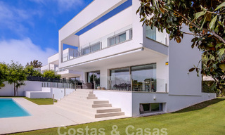 Move-in ready, modern luxury villa for sale within walking distance of the beach in a privileged area near Guadalmina Baja, Marbella - Estepona 53876 