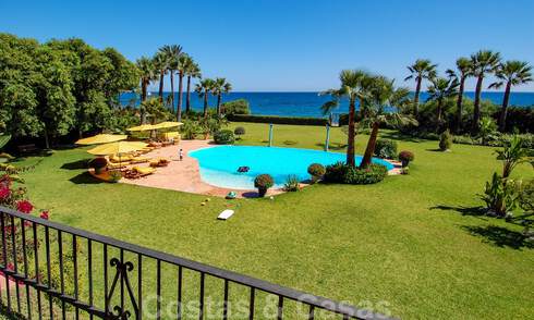 Majestic frontline beach villa for sale, between Marbella and Estepona 29613