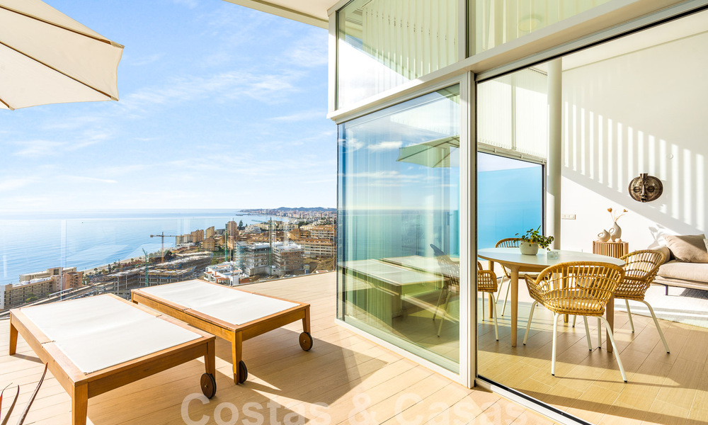 Contemporary penthouse for sale with outstanding sea views and within walking distance to the beach in Fuengirola - Benalmadena, Costa del Sol 54276