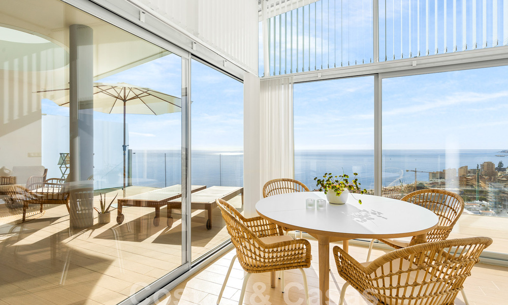 Contemporary penthouse for sale with outstanding sea views and within walking distance to the beach in Fuengirola - Benalmadena, Costa del Sol 54282