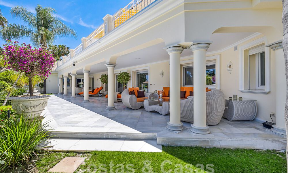 Mediterranean luxury villa for sale with 6 bedrooms in privileged golf surroundings in Nueva Andalucia's valley, Marbella 53177