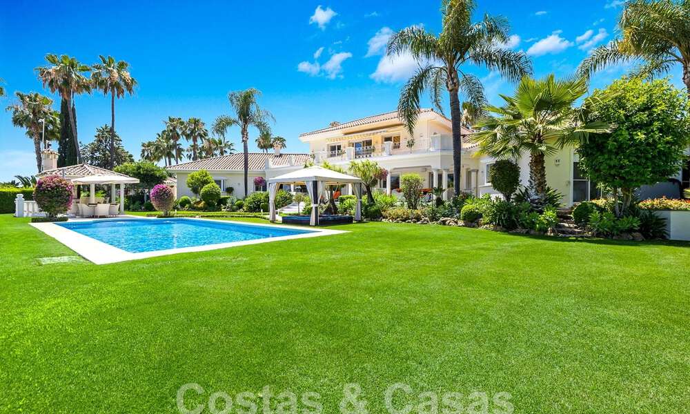 Mediterranean luxury villa for sale with 6 bedrooms in privileged golf surroundings in Nueva Andalucia's valley, Marbella 53185