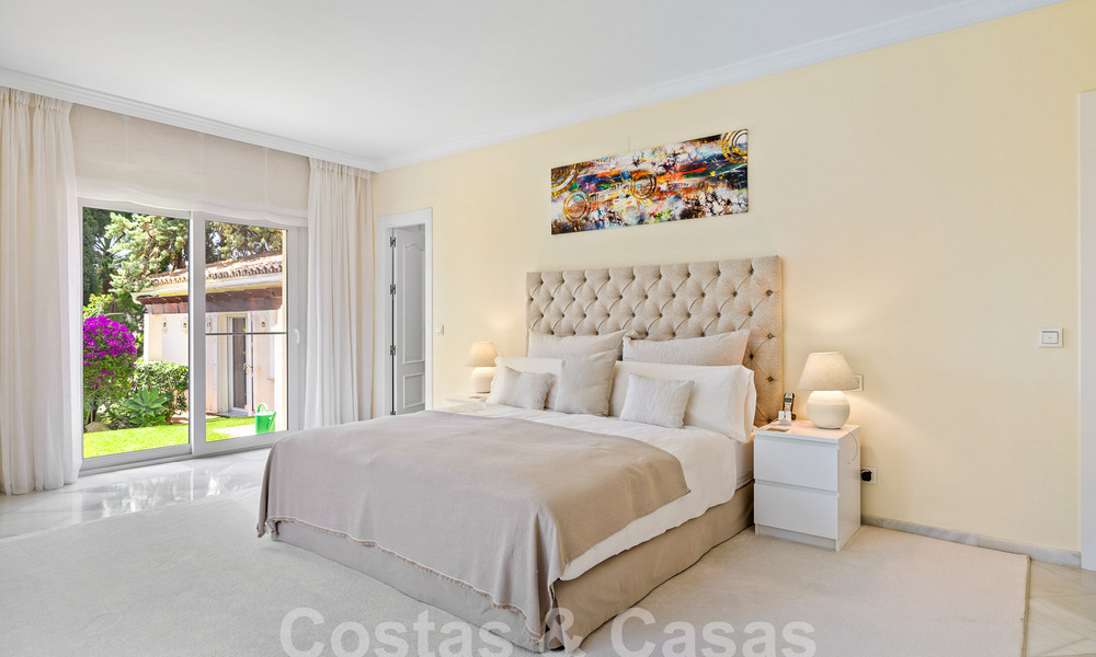 Mediterranean luxury villa for sale with 6 bedrooms in privileged golf surroundings in Nueva Andalucia's valley, Marbella 53207