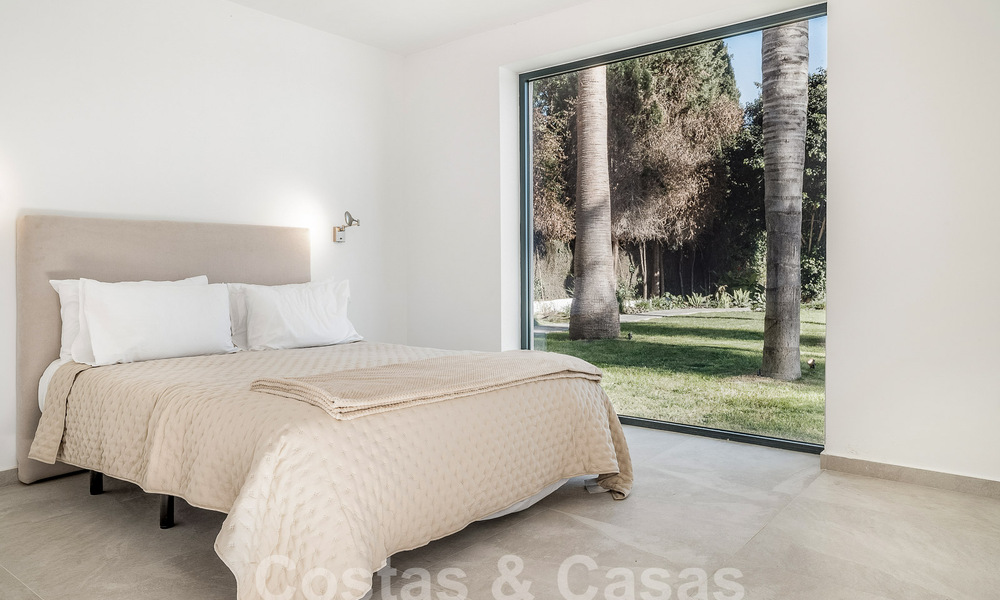 Mediterranean luxury villa for sale with a modernist feel in Benahavis - Marbella 53098
