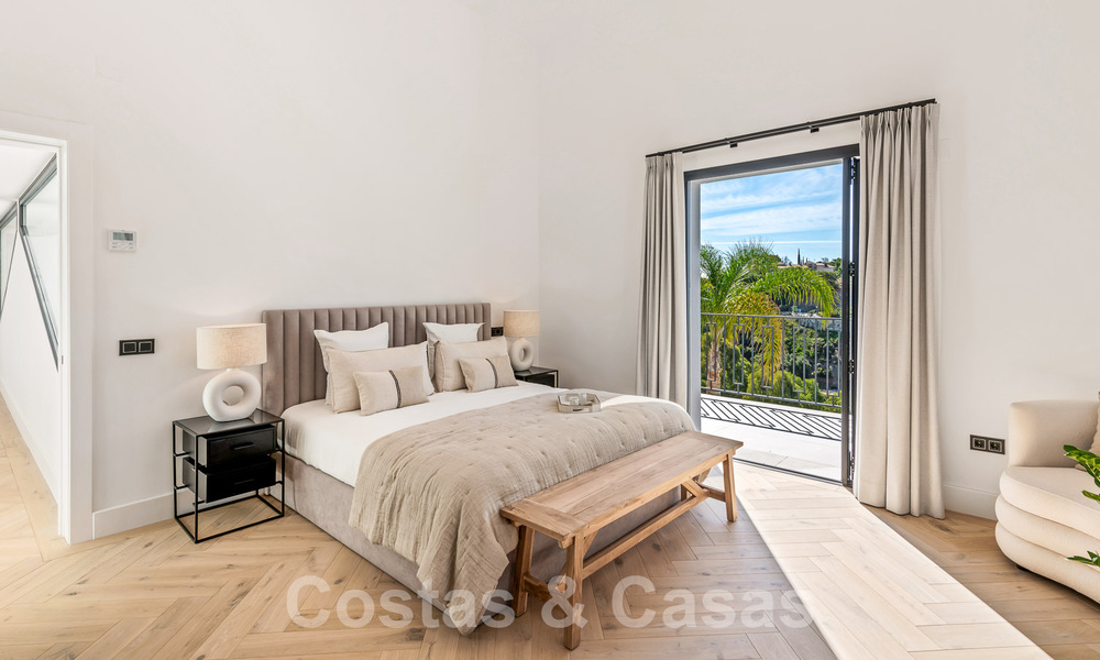 Prestigious, Spanish luxury villa for sale with magnificent views in the hills of La Quinta, Benahavis - Marbella 54730
