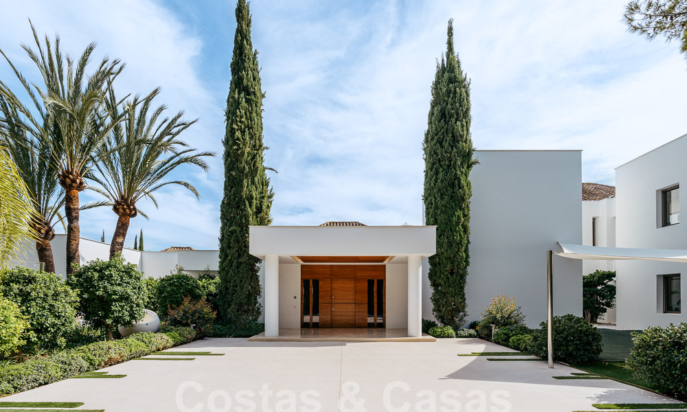 Majestic Mediterranean-style mansion for sale in gated villa neighbourhood of Sierra Blanca on Marbella's Golden Mile 53719