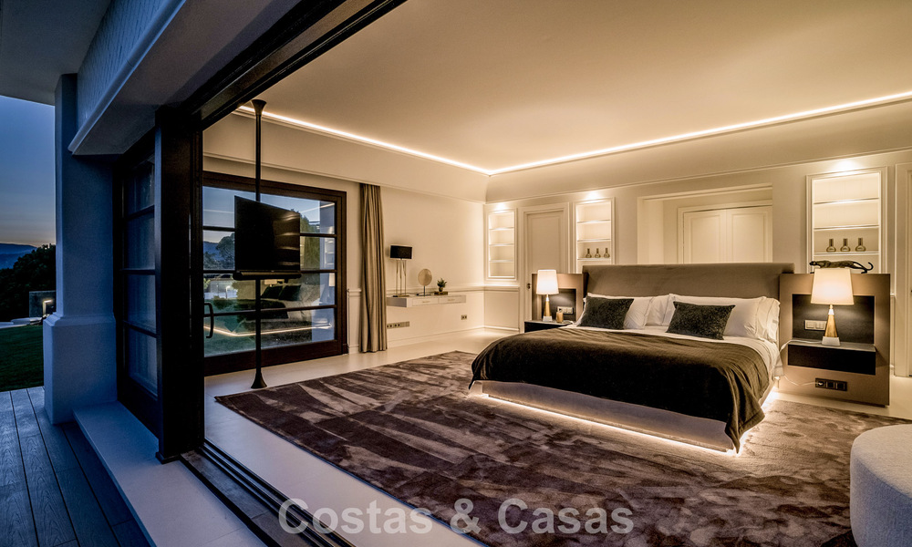 Boutique resort-style villa for sale with open sea views, nestled in the lush greenery of the exclusive La Zagaleta golf resort, Marbella - Benahavis 54111
