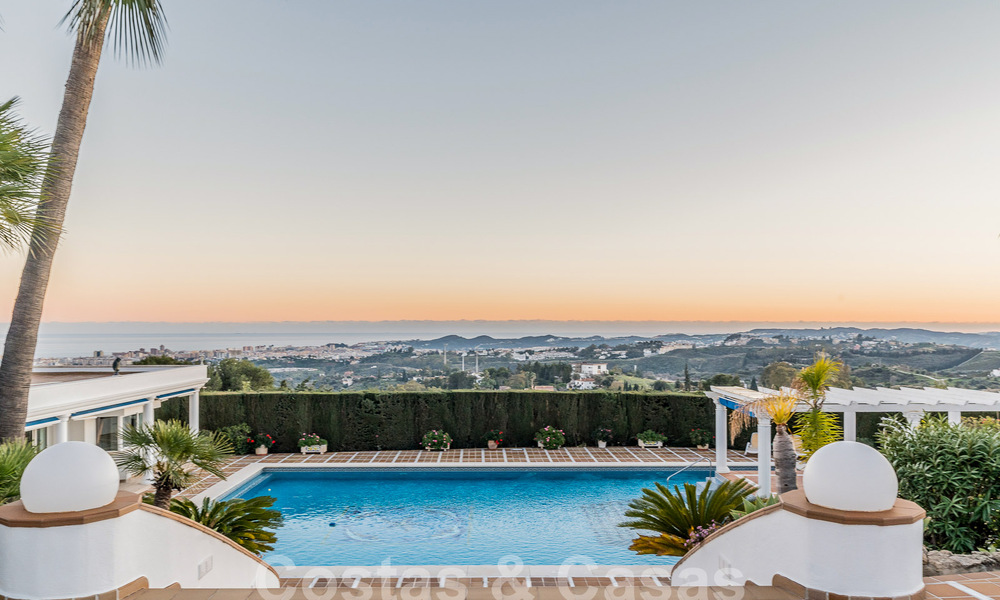 Spacious, Spanish palatial estate with breathtaking sea views for sale near Mijas Pueblo, Costa del Sol 54021