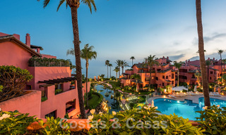 Luxury penthouse for sale in an exclusive beachfront complex on the New Golden Mile, Marbella - Estepona 55105 
