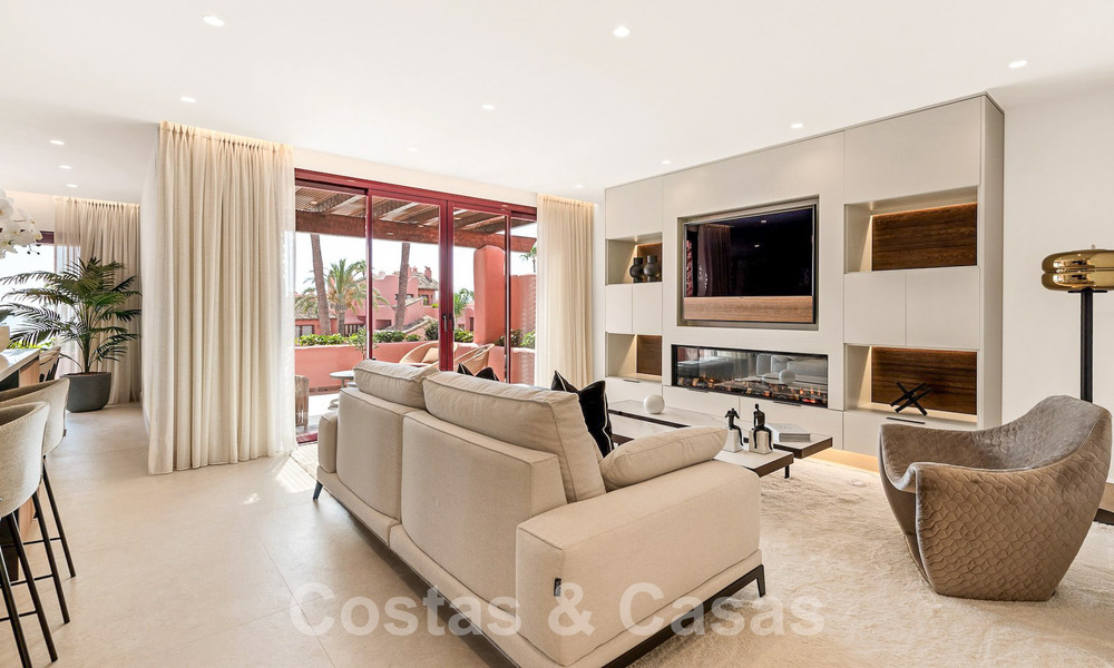 Luxury penthouse for sale in an exclusive beachfront complex on the New Golden Mile, Marbella - Estepona 55129