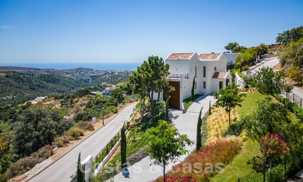 Luxury contemporary Andalusian-style villa for sale in fantastic, natural surroundings of Marbella - Benahavis 55228