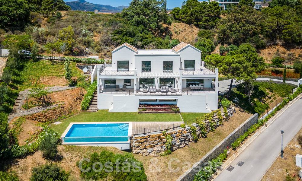 Luxury contemporary Andalusian-style villa for sale in fantastic, natural surroundings of Marbella - Benahavis 55231