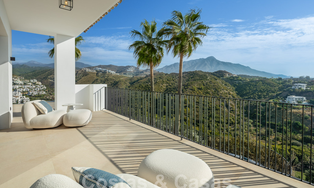 Modern Andalusian luxury villa with unobstructed sea views for sale in gated community of La Quinta, Marbella - Benahavis 59548