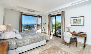 Stately Mediterranean-style luxury villa for sale with stunning panoramic sea views in Marbella - Benahavis 59827 
