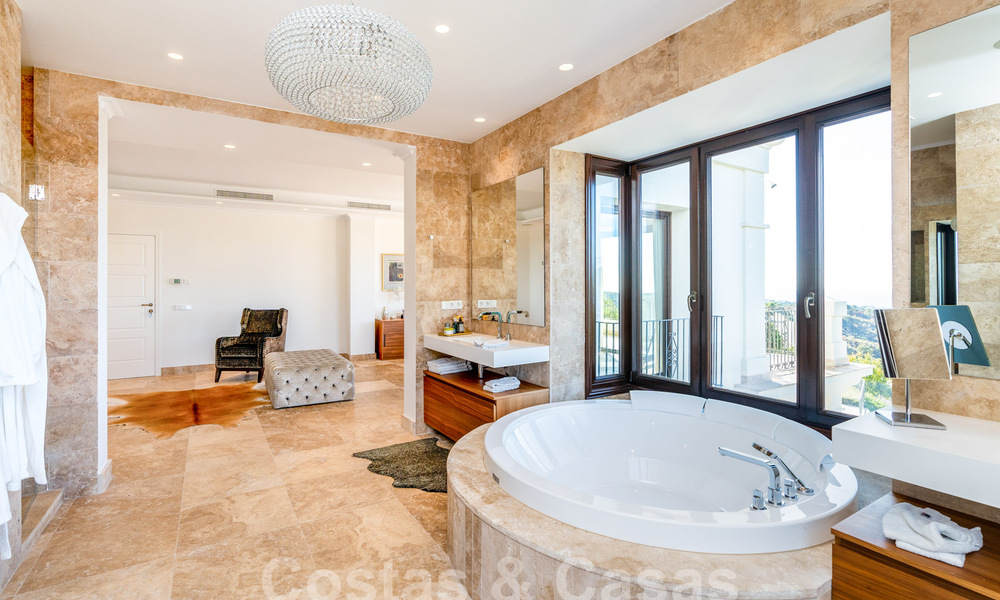 Stately Mediterranean-style luxury villa for sale with stunning panoramic sea views in Marbella - Benahavis 59837