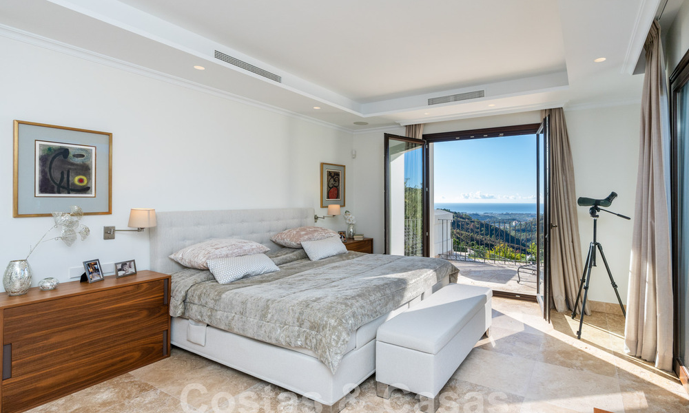 Stately Mediterranean-style luxury villa for sale with stunning panoramic sea views in Marbella - Benahavis 59839
