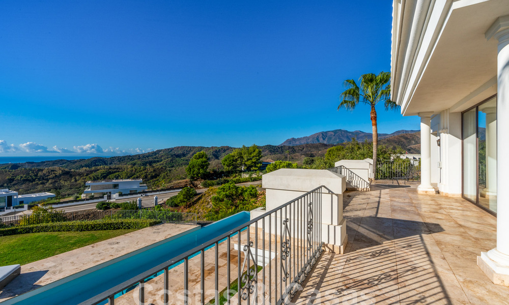 Stately Mediterranean-style luxury villa for sale with stunning panoramic sea views in Marbella - Benahavis 59843