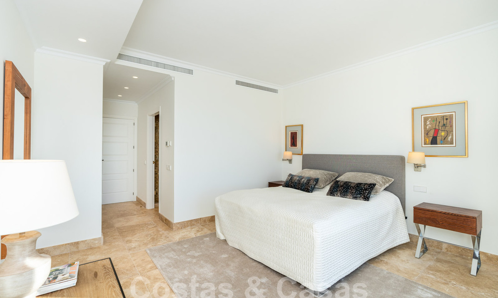 Stately Mediterranean-style luxury villa for sale with stunning panoramic sea views in Marbella - Benahavis 59850