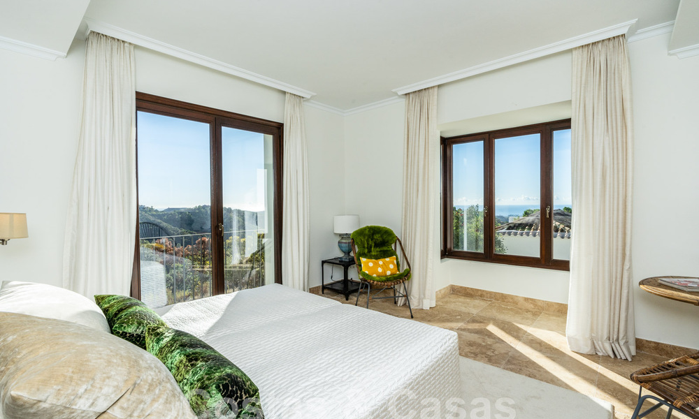 Stately Mediterranean-style luxury villa for sale with stunning panoramic sea views in Marbella - Benahavis 59853