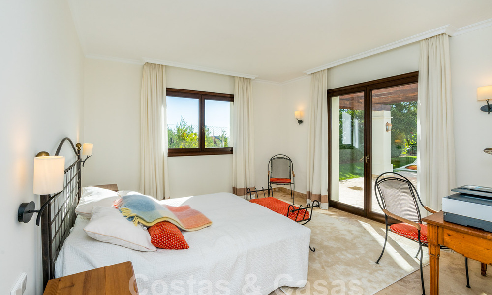Stately Mediterranean-style luxury villa for sale with stunning panoramic sea views in Marbella - Benahavis 59860