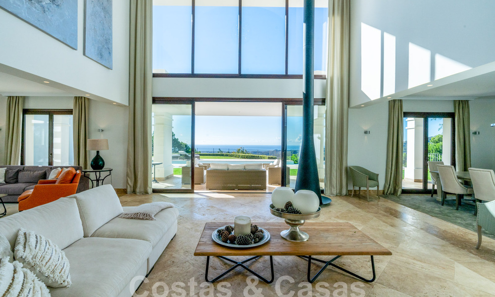 Stately Mediterranean-style luxury villa for sale with stunning panoramic sea views in Marbella - Benahavis 59875