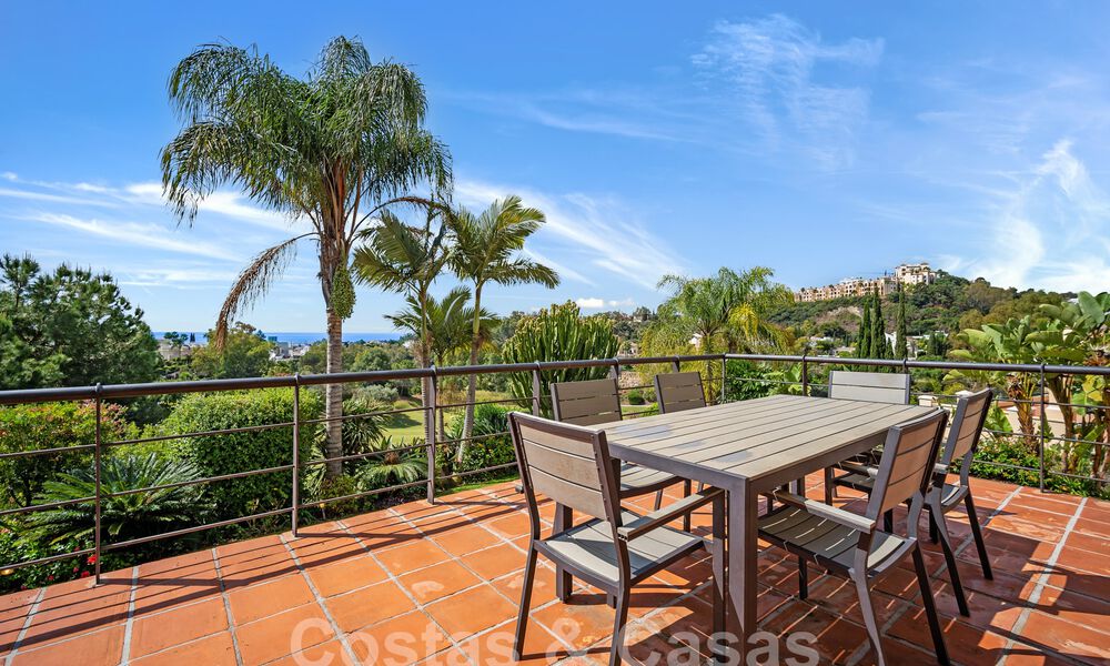 Spacious luxury villa for sale adjacent to prime golf course in La Quinta golf resort, Benahavis - Marbella 59762