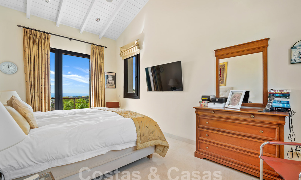 Spacious luxury villa for sale adjacent to prime golf course in La Quinta golf resort, Benahavis - Marbella 59772