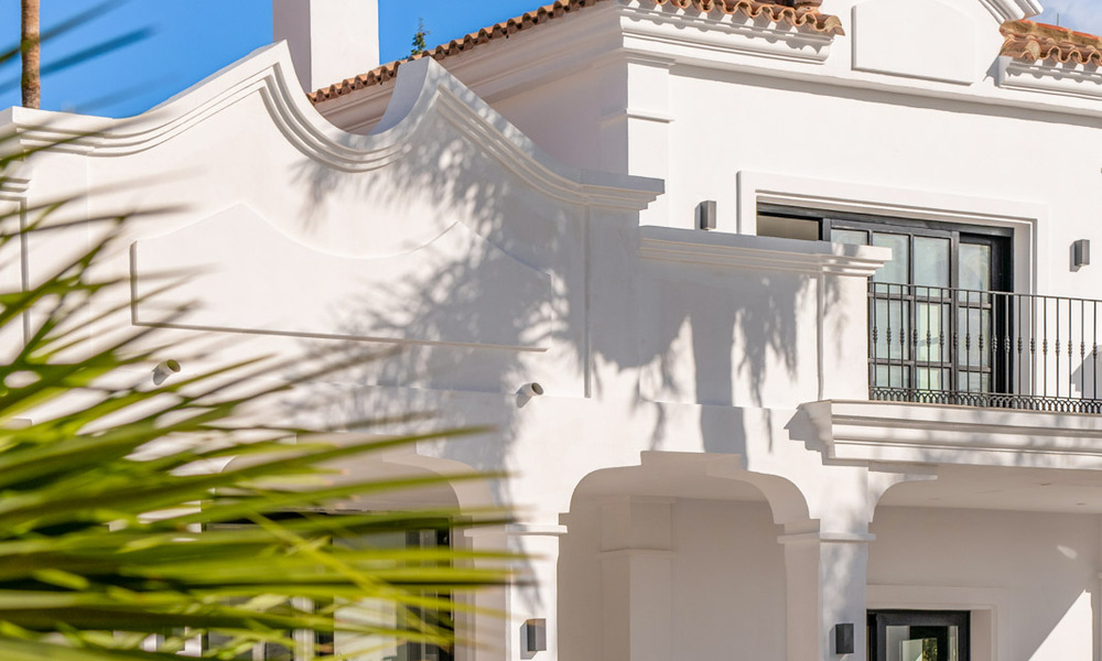 Luxury villa in a classic and Andalusian architectural style w/ sea views for sale, New Golden Mile, Marbella - Estepona 60087