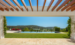 Contemporary luxury villa for sale in a first-line golf resort on the Costa del Sol 60446 