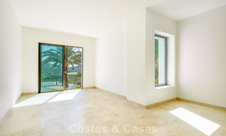 Contemporary luxury villa for sale in a first-line golf resort on the Costa del Sol 60447 