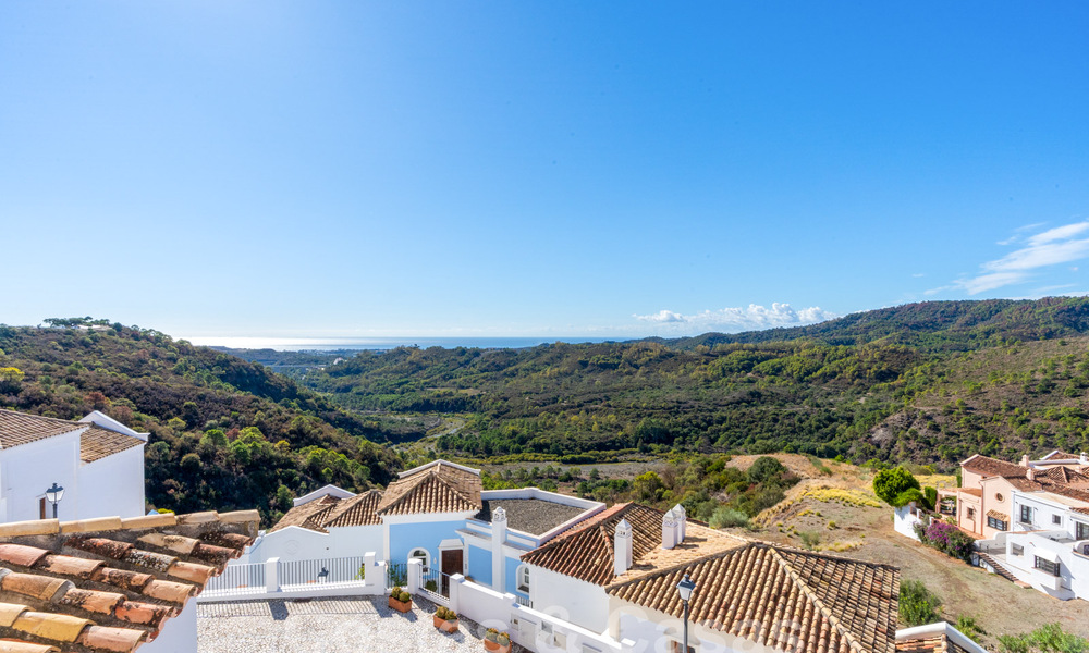 Charming, Andalusian, semi-detached house with sea views for sale in the hills of Marbella - Benahavis 61910