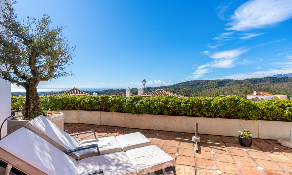 Charming, Andalusian, semi-detached house with sea views for sale in the hills of Marbella - Benahavis 61919