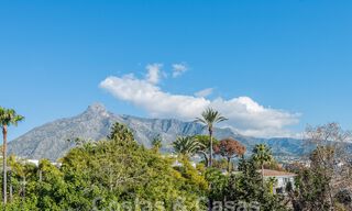 Luxurious apartment for sale with panoramic sea views in a gated urbanization on the Golden Mile, Marbella 61721 