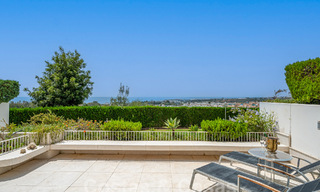 Luxurious apartment for sale with panoramic sea views in a gated urbanization on the Golden Mile, Marbella 61747 
