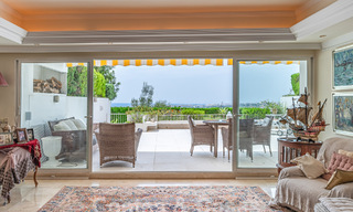 Luxurious apartment for sale with panoramic sea views in a gated urbanization on the Golden Mile, Marbella 61757 