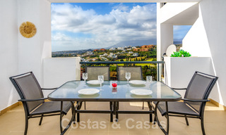 Move-in ready apartment for sale with sweeping views of the golf and sea in a golf resort in Benahavis - Marbella 62361 