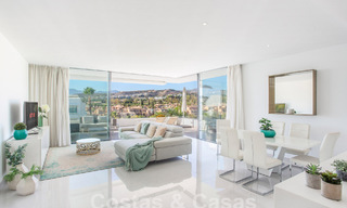 Modern 3 bedroom apartment with spacious terraces for sale on the New Golden Mile between Marbella and Estepona 62492 