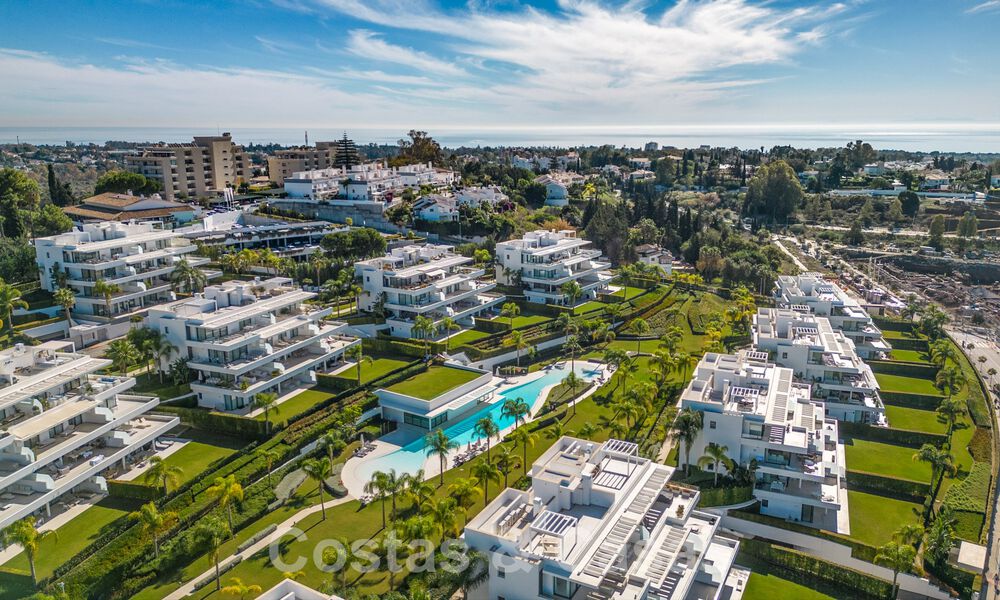 Modern 3 bedroom apartment with spacious terraces for sale on the New Golden Mile between Marbella and Estepona 62502