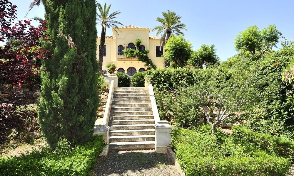 Villa - country estate for sale, Marbella - Estepona 910