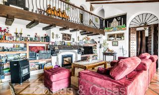Rustic villa for sale on a spacious plot on the New Golden Mile between Marbella and Estepona 65600 