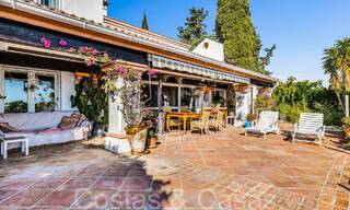 Rustic villa for sale on a spacious plot on the New Golden Mile between Marbella and Estepona 65631 