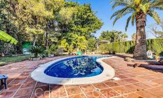 Rustic villa for sale on a spacious plot on the New Golden Mile between Marbella and Estepona 65641 