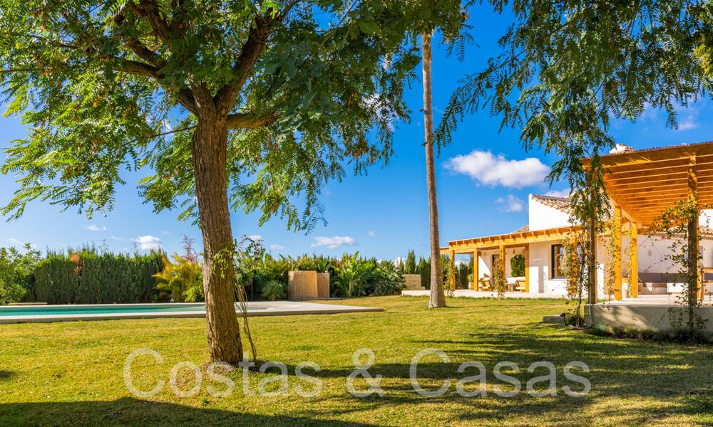 Andalusian luxury estate with guesthouse and sublime sea views for sale in the hills of Estepona 65128