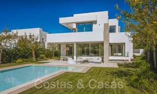 Sophisticated new build villas for sale on the New Golden Mile between Marbella and Estepona 66093 
