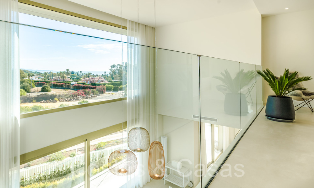 Ultra luxurious penthouse with private pool for sale in the centre of Marbella's Golden Mile 66141