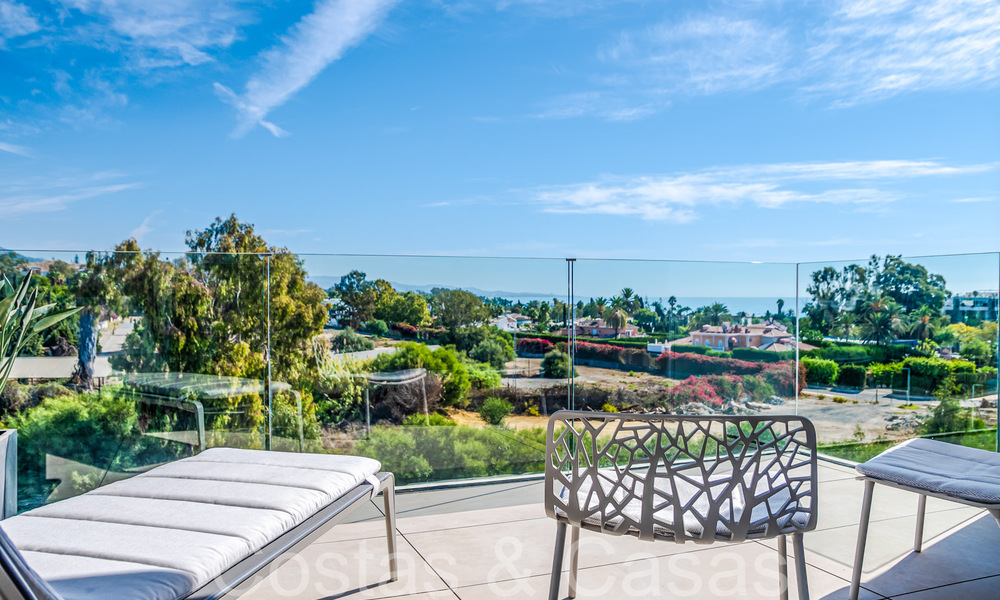 Ultra luxurious penthouse with private pool for sale in the centre of Marbella's Golden Mile 66147