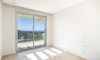Ready to move in, brand new 3 bedroom penthouse for sale with sea views in a gated resort in Benahavis - Marbella 66221 